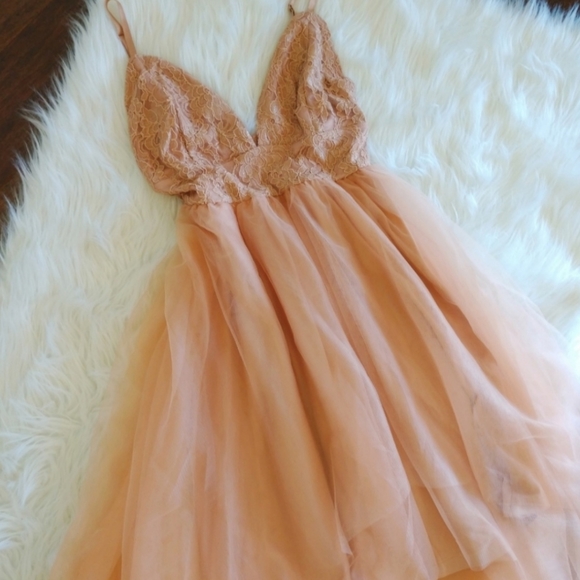 Symphony Dresses & Skirts - 🆕Mauve/Blush Lace Tulle Dress